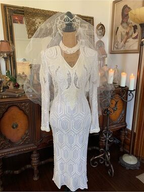 Vintage Ivory 80's/90's Glam Beaded Silk Wedding Bridal Prom Pageant Gown